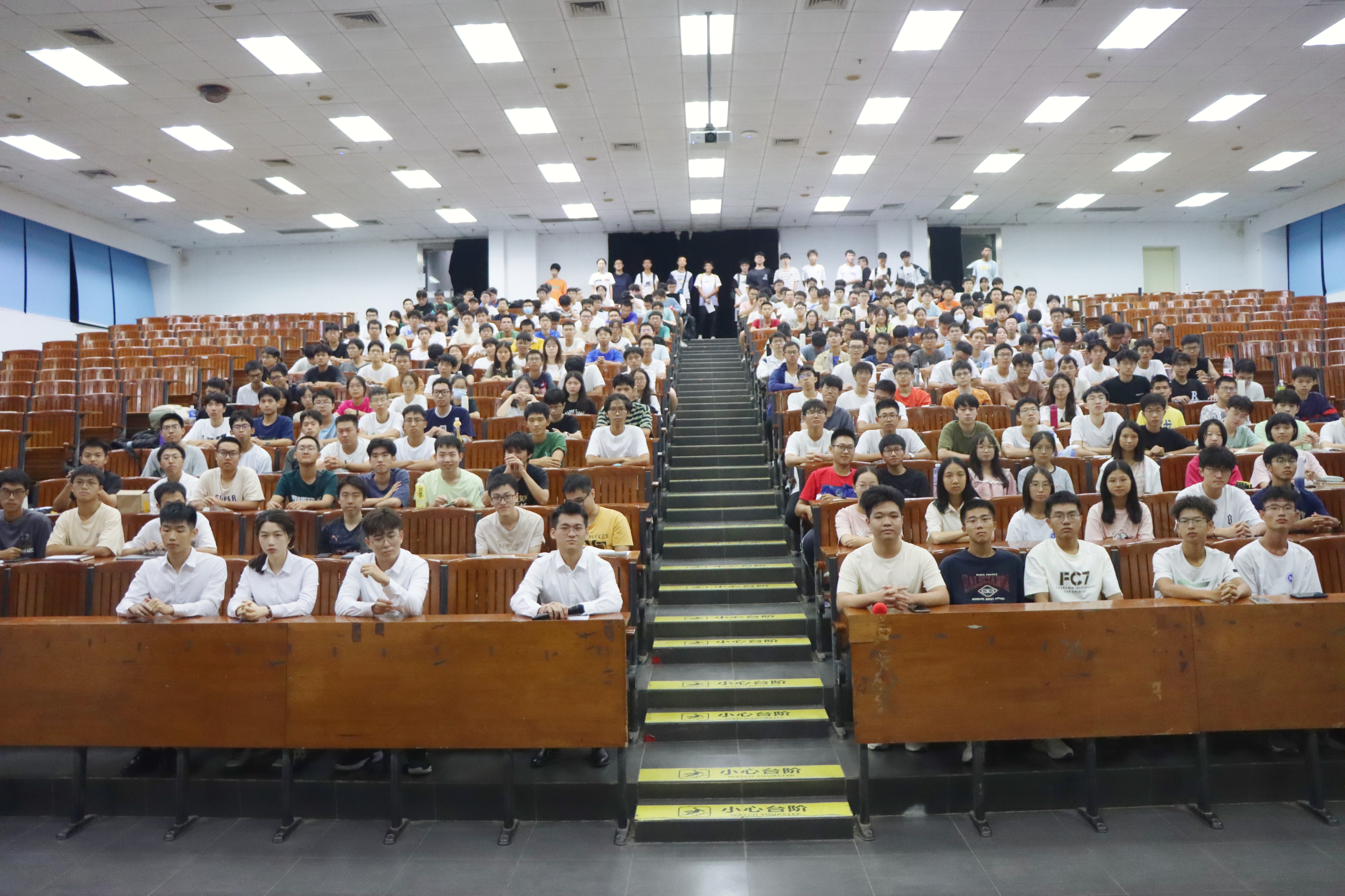 PG电子游戏官网