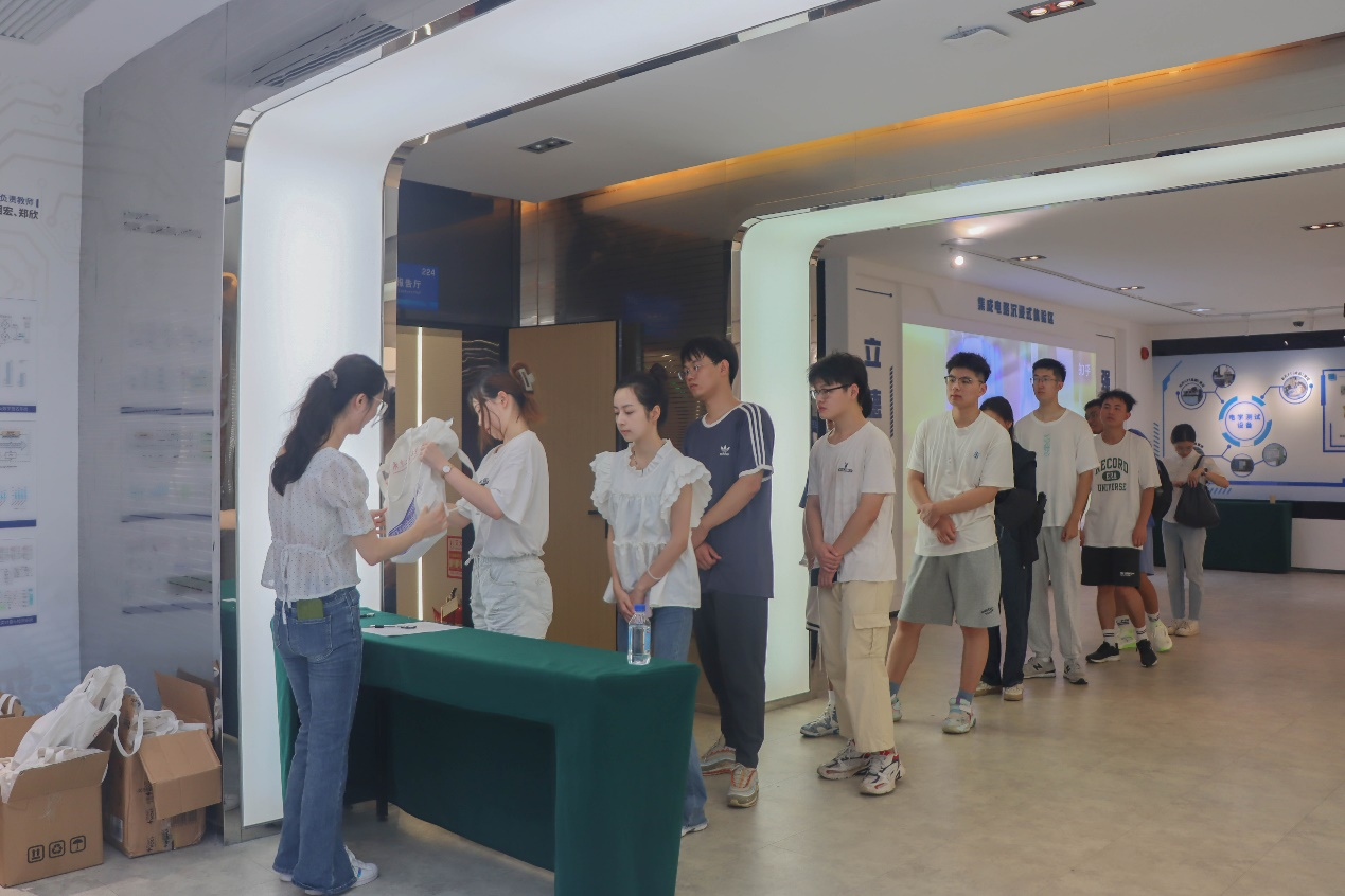 PG电子游戏官网