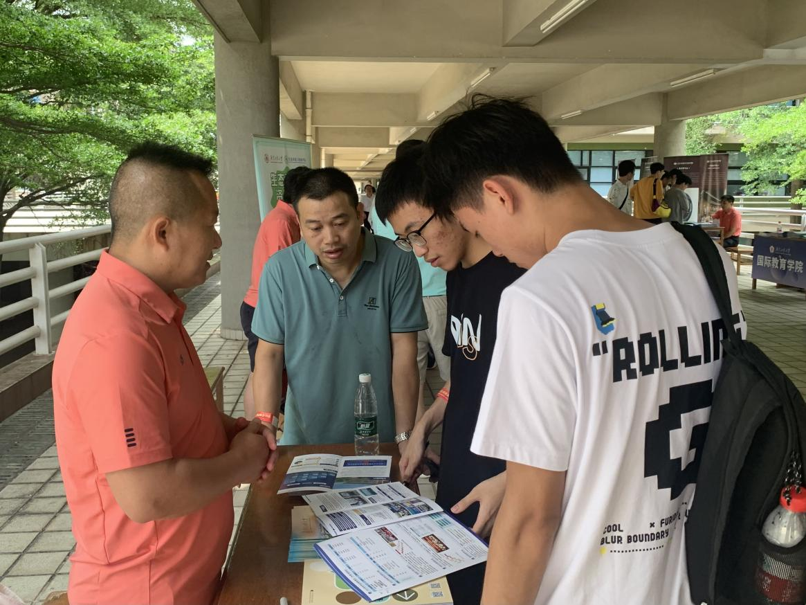 PG电子游戏官网